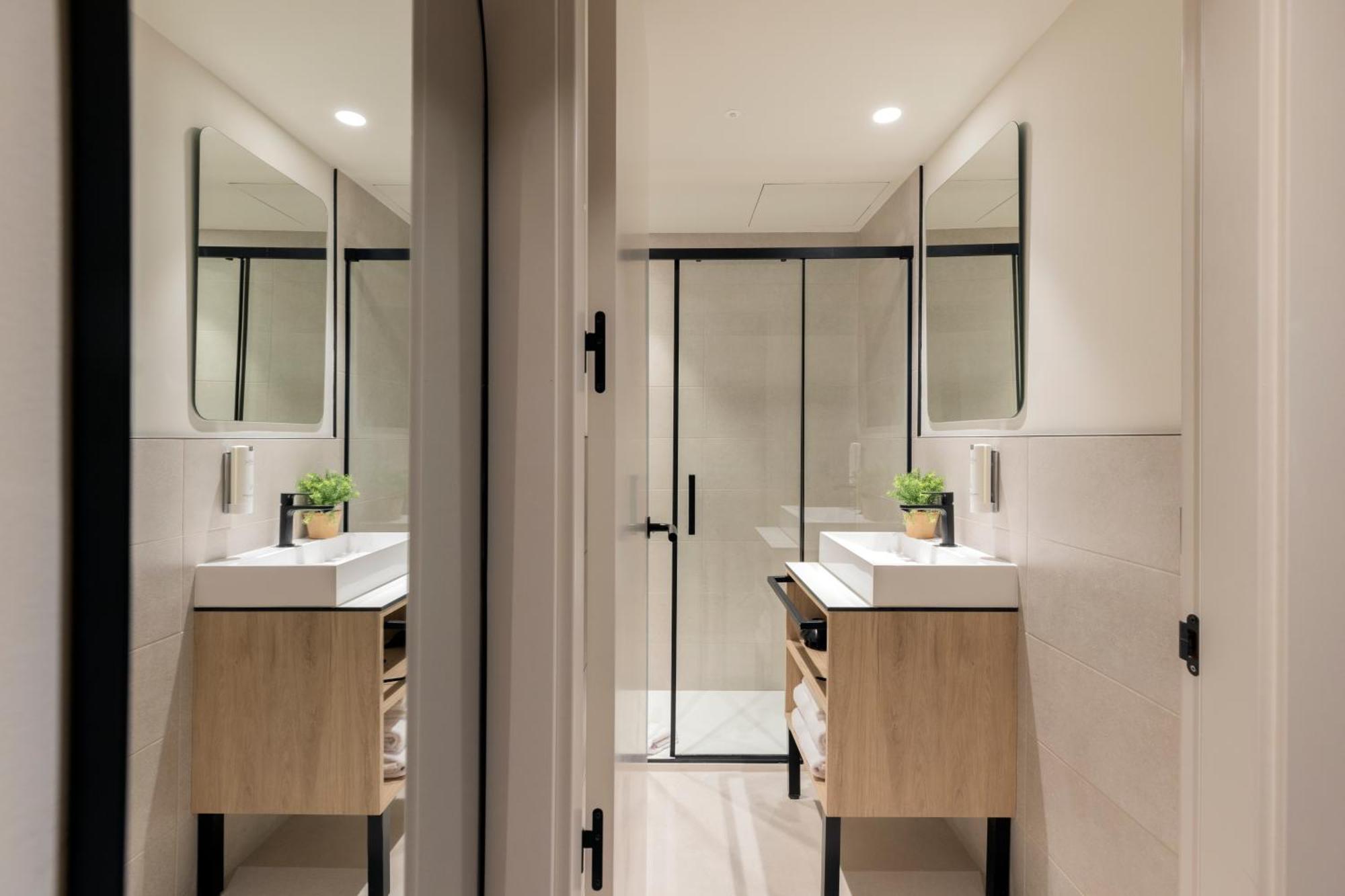 Studio with Balcony,1590337457:JPEG